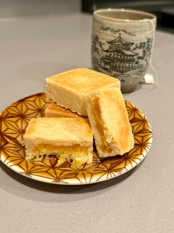 Taiwanese Pineapple Cake